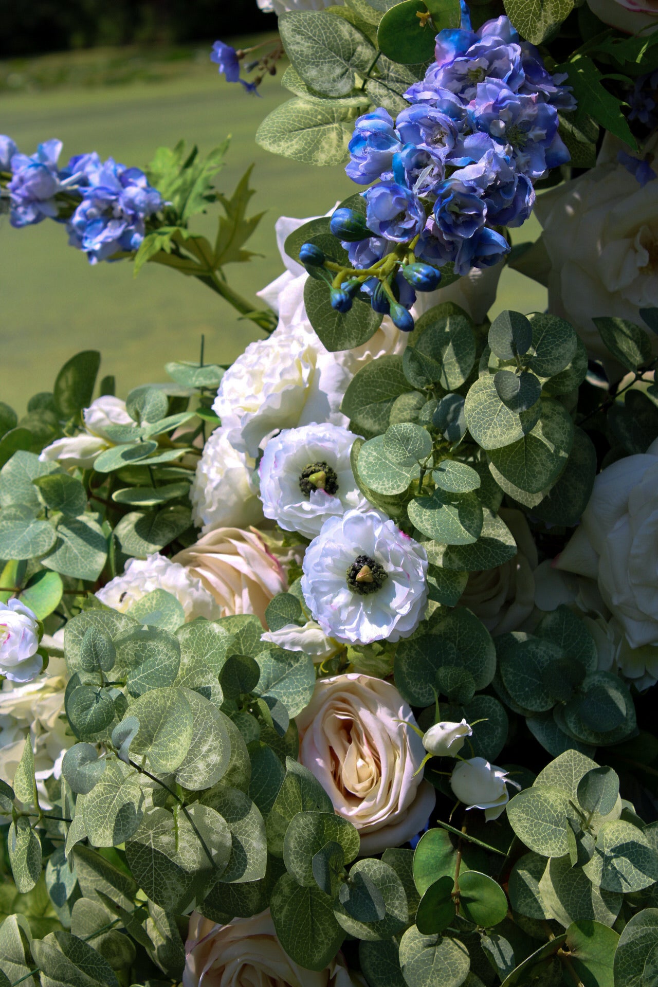 Louise Floral Pillars