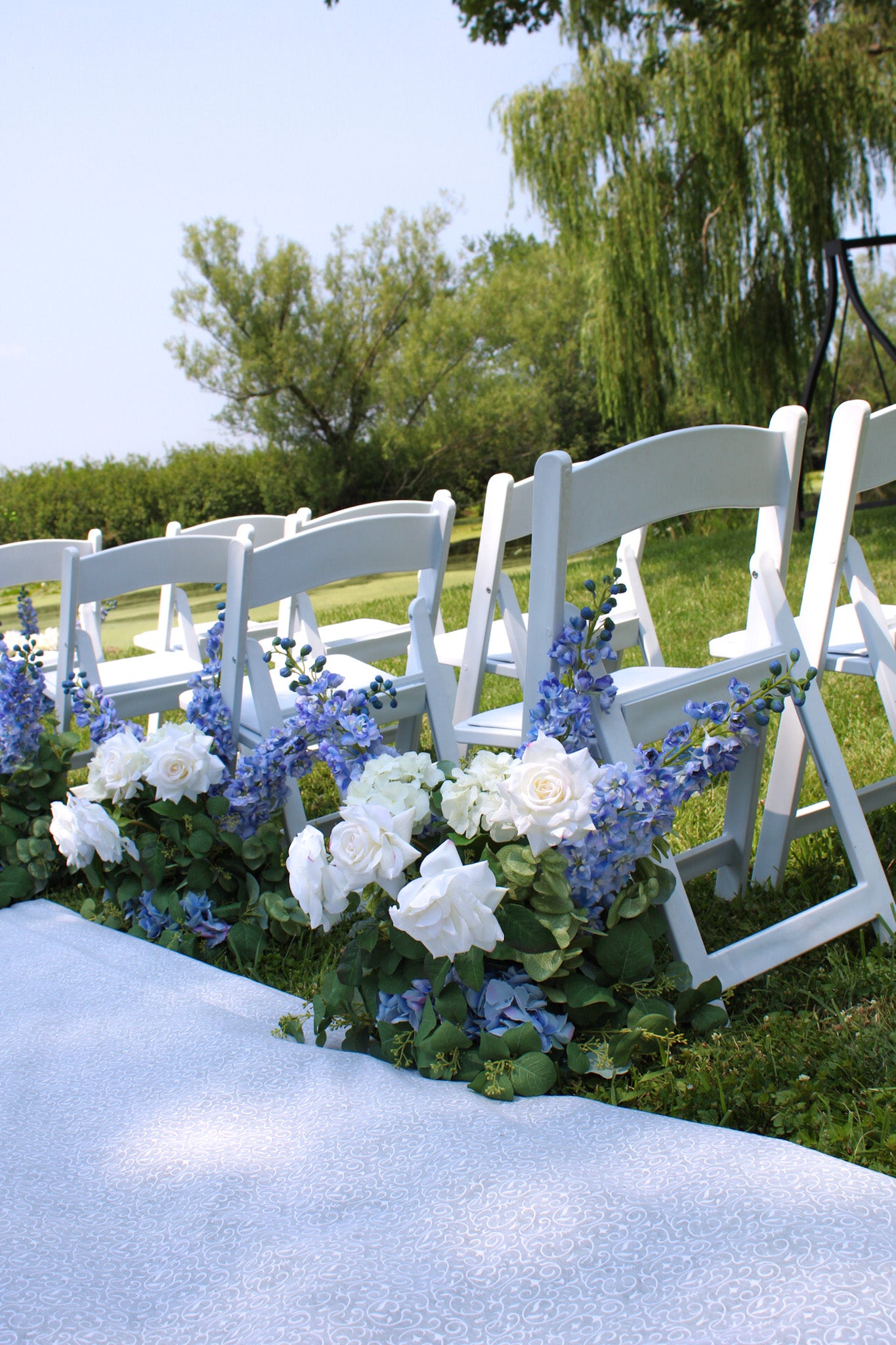 Louise Aisle Flowers