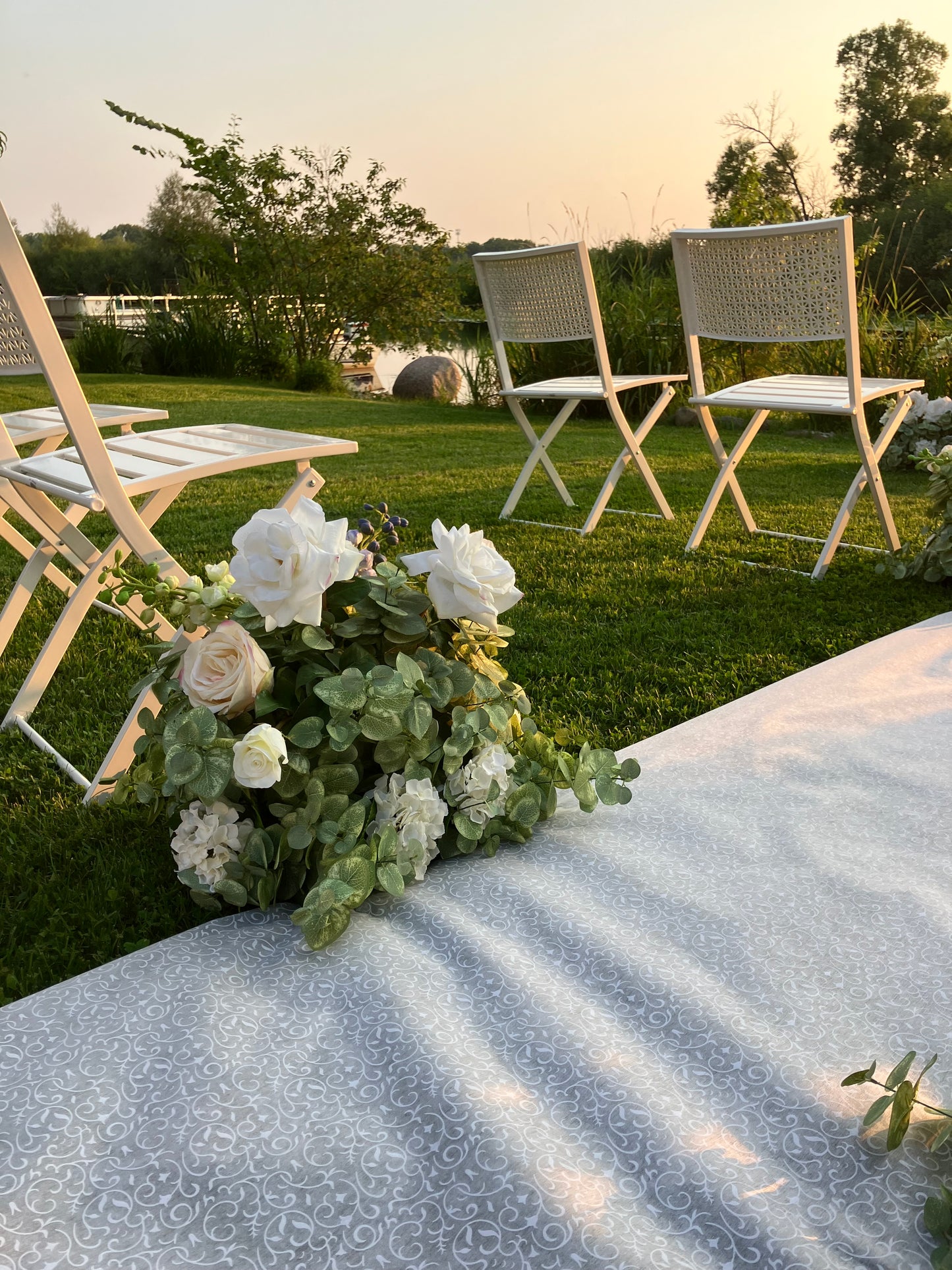 Louise Aisle Flowers