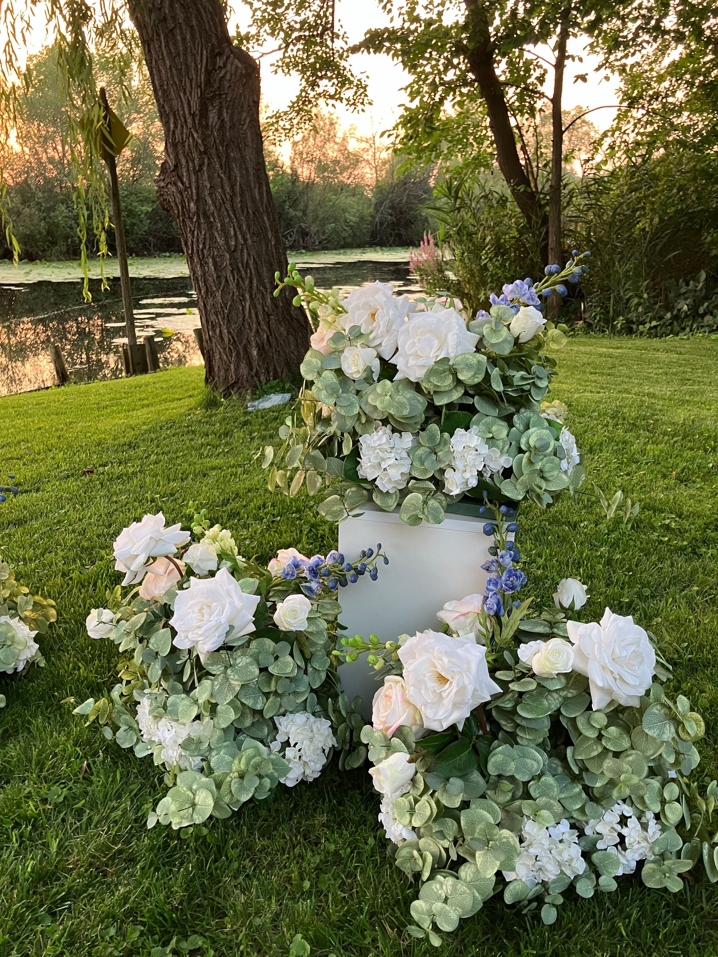 Louise Aisle Flowers